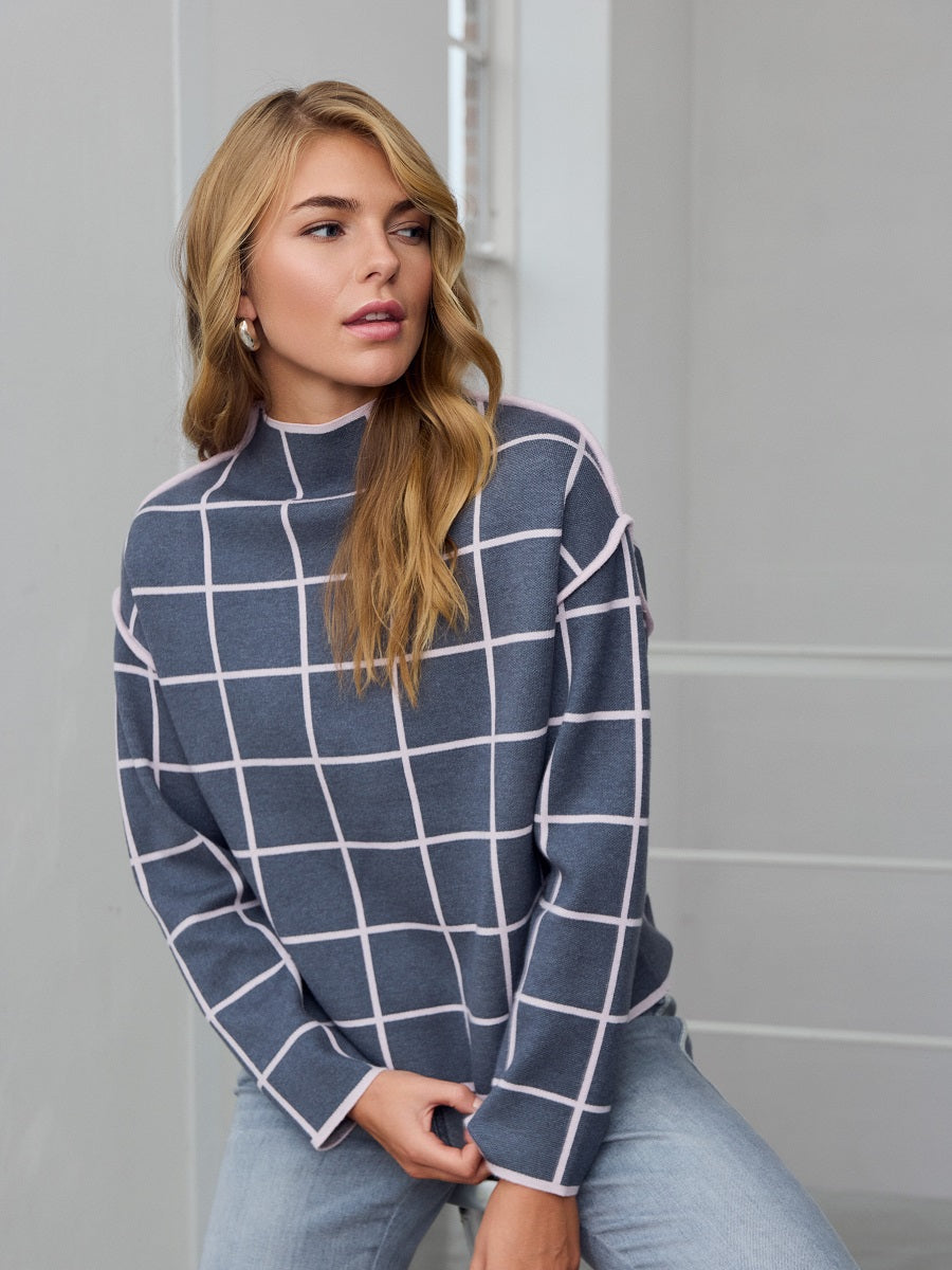 183153 Strickpullover mit Karomuster