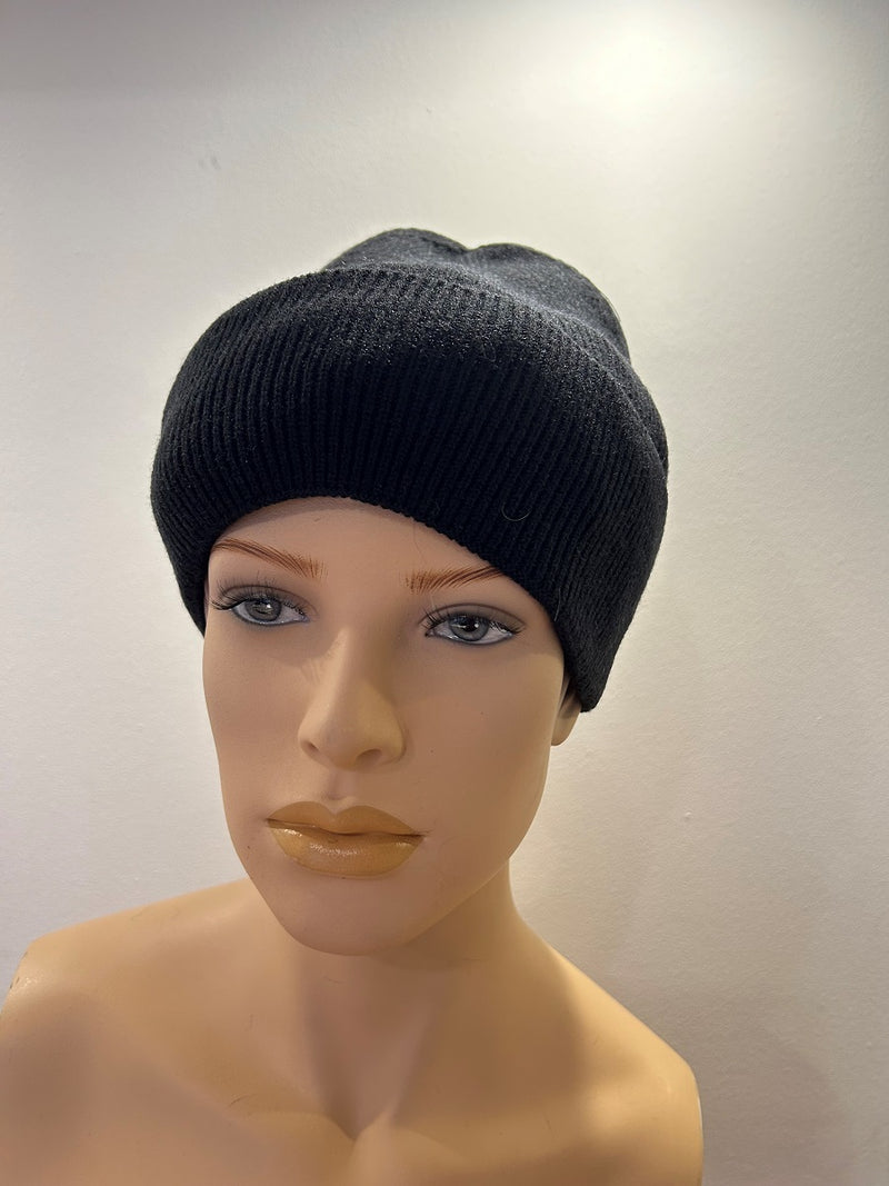 25 W I 151 Klassische Rippstrick-Mütze aus Viskose Mischung in Schwarz