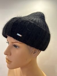 25 W P 86 Strickmütze aus Angora Mischung in Schwarz