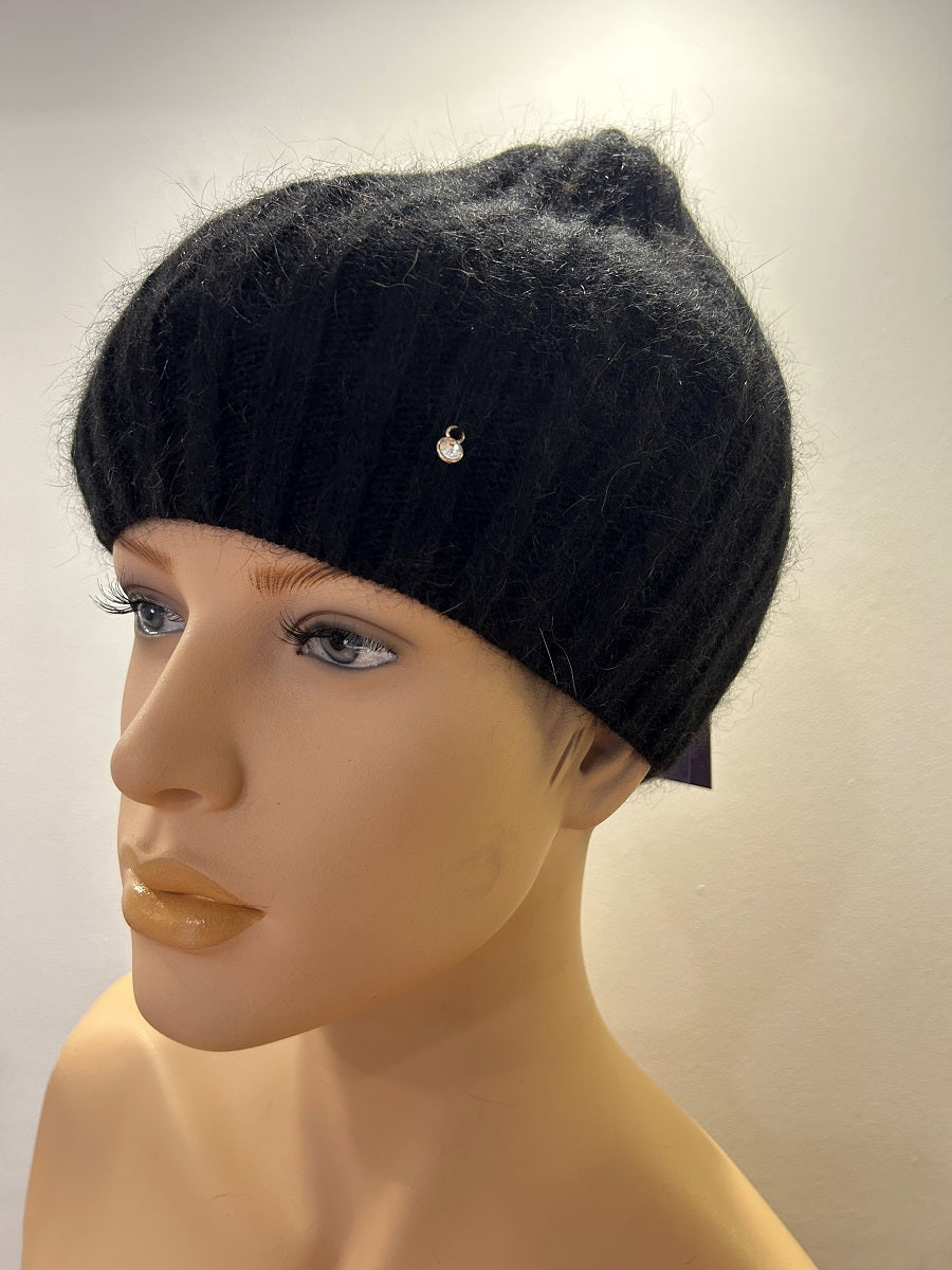 25 W P 38 Weiche Strickmütze in Zopfmuster