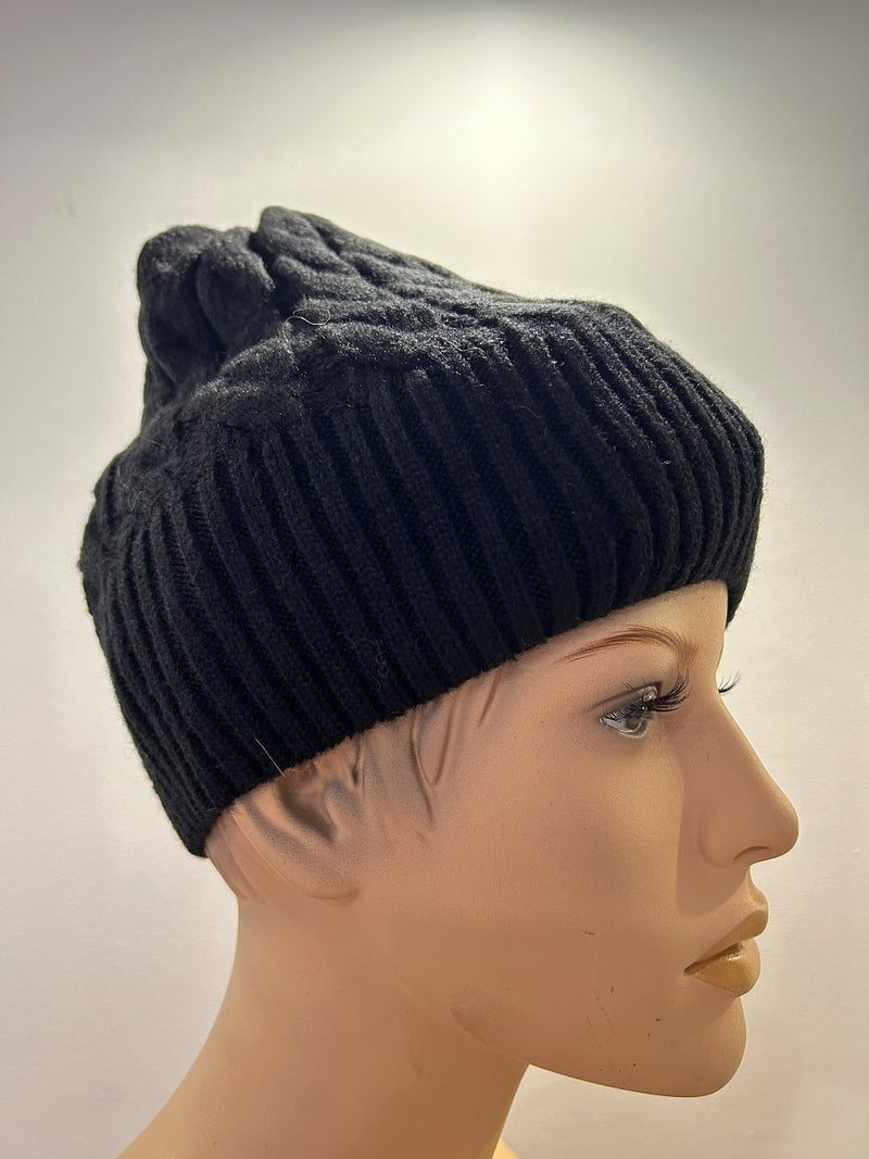 25 W I 91 - Strickmütze mit Rippstruktur