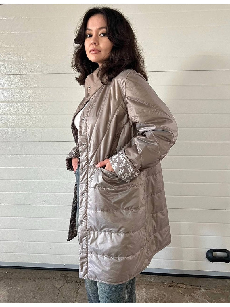 122400-206-797 - Leichter Steppmantel mit Stehkragen - light taupe