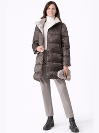 113900-206-751 Damen Daunen Mantel in Taupe