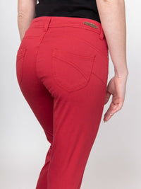 704-715-62 5 Pocket Jeans mit Push-up Effekt in rot