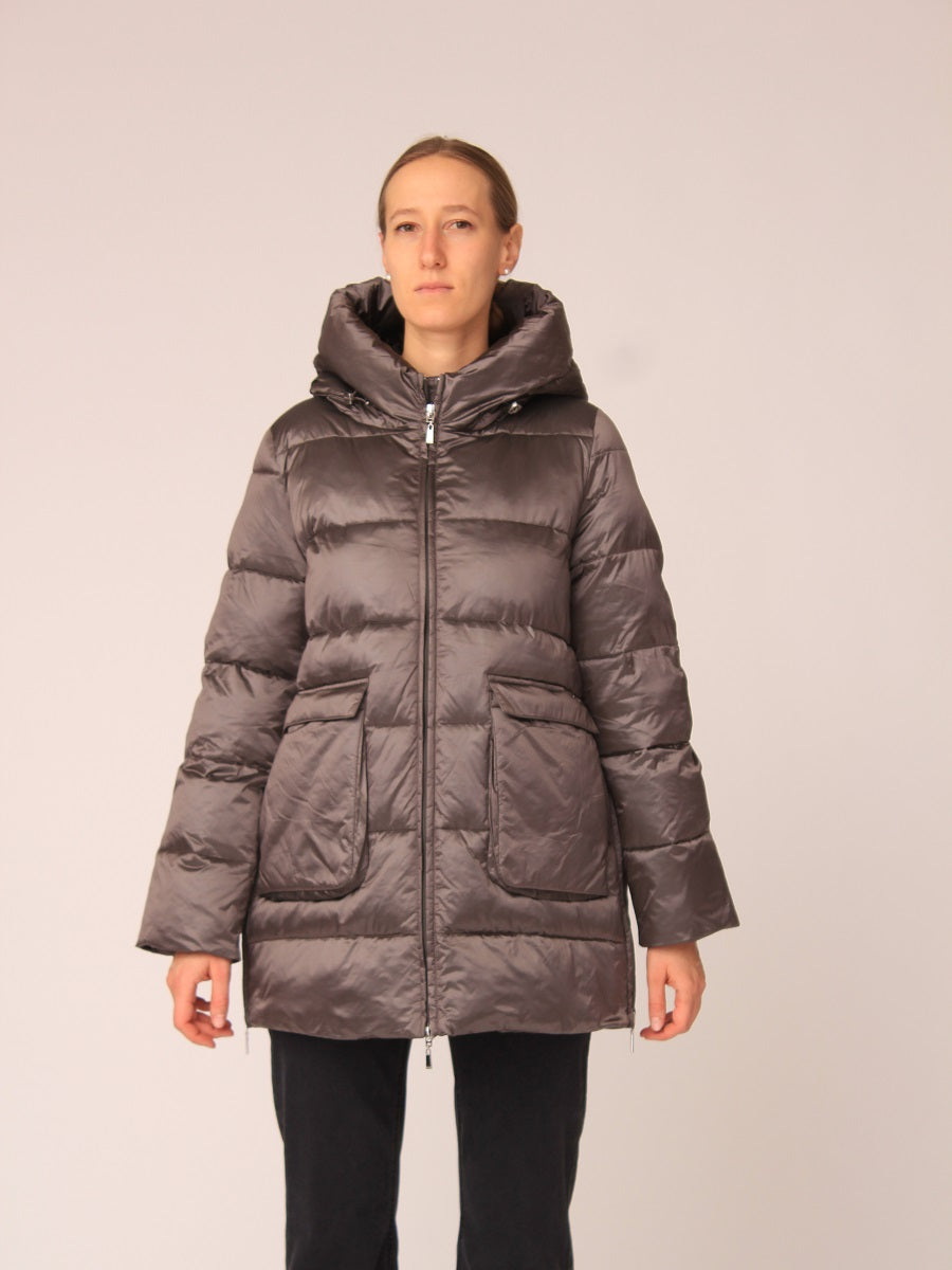 320700-206-770 Edel glänzende Steppjacke