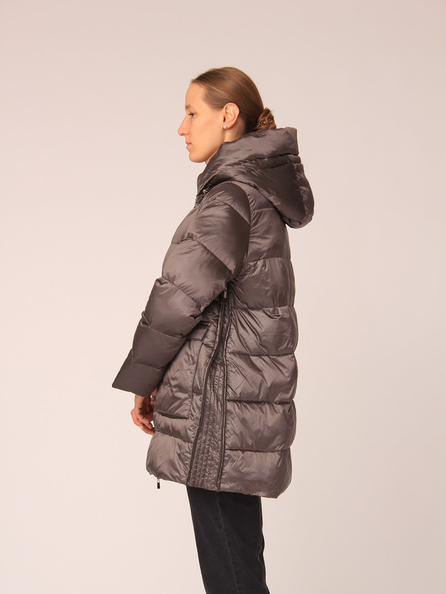 320700-206-770 Edel glänzende Steppjacke