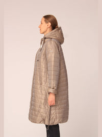 123400-206 Edel changierender Steppmantel